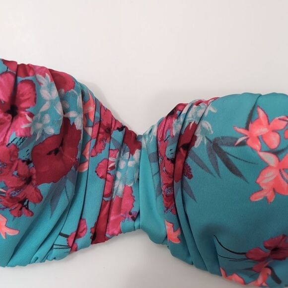Blue floral bikini top and bottom size s - Picture 3 of 5